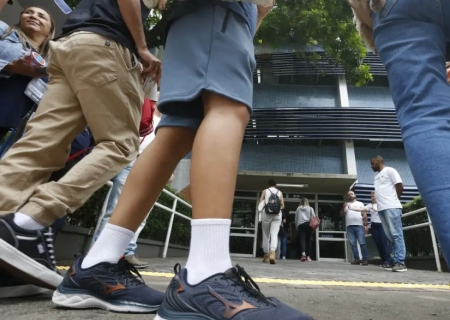 Penas mais duras para crimes em escolas entram em vigor