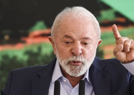 Lula diz que Motta descumpriu acordo e derrubada do IOF foi absurda