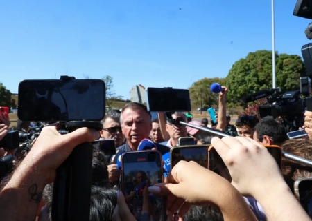 Políticos repercutem operação policial contra Bolsonaro