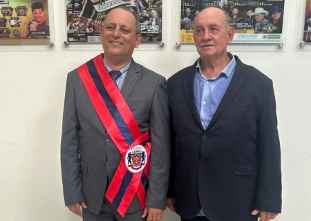 Prefeito Clóvis do Banco “corta” o desejo de João de Bruno ter gabinete com cargos comissionados