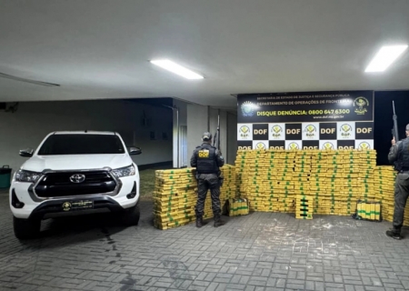 Hilux furtada é apreendida com carga de maconha avaliada em R$ 5,6 milhões em Dourados