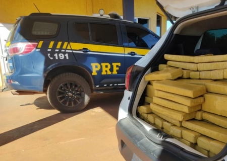 Carro carregado com maconha é abandonado durante perseguição policial em Sidrolândia