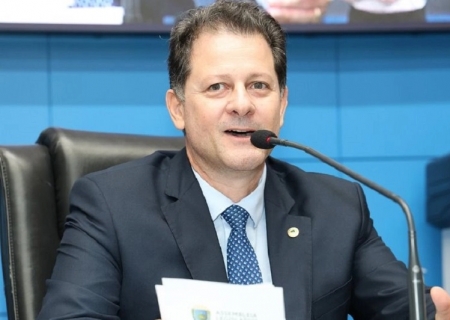 Angélica supera metas de alfabetização e é homenageada na Assembleia Legislativa de MS