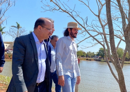 Batayporã recebe vice-governador Barbosinha e parlamentares para acompanhar obras