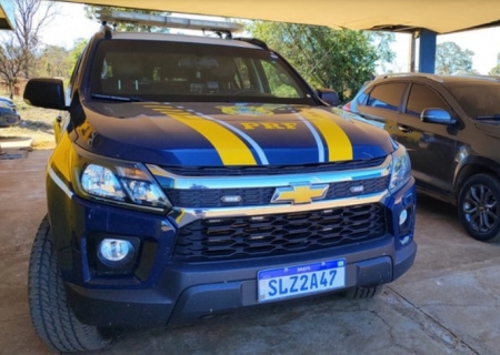 Polícia Rodoviária Federal recupera veículo furtado em São Paulo durante abordagem em Água Clara