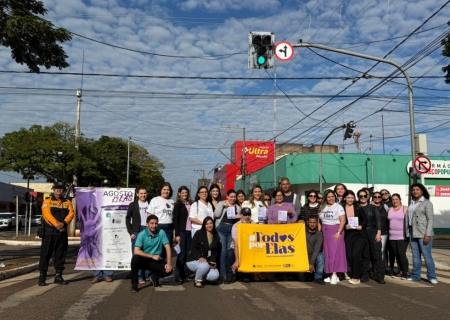 DAM participa de blitz informativa sobre violência contra a mulher em Nova Andradina