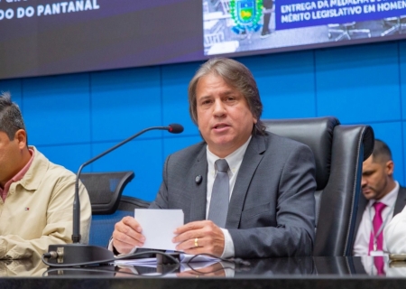 Caravina celebra talento de mulheres músicas-instrumentistas com Honraria Helena Meirelles