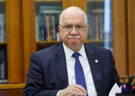 Edson Fachin é eleito presidente do STF; Moraes será o vice