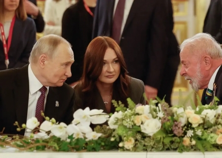 Putin diz a Lula que reunião com Trump foi positiva