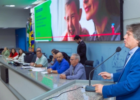 Caravina defende inclusão e apoio às mães atípicas em audiência pública na Câmara de Campo Grande