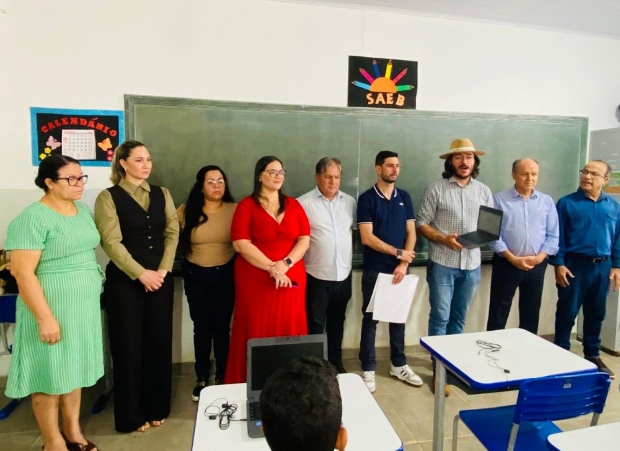 Escola Anízio Teixeira Polo, em Batayporã, adquire  37 Chromebooks