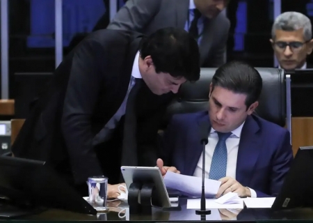 Câmara restabelece voto secreto em PEC da Blindagem