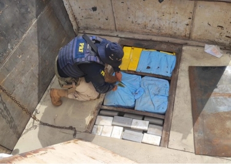 Polícia Rodoviária Federal apreende 220 kg de cocaína em Terenos