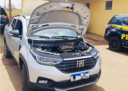 PRF recupera veículo furtado com placas falsas em Bataguassu