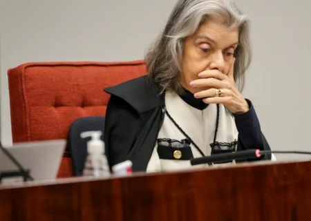 Voto de Cármen Lúcia pode formar maioria para condenar Bolsonaro