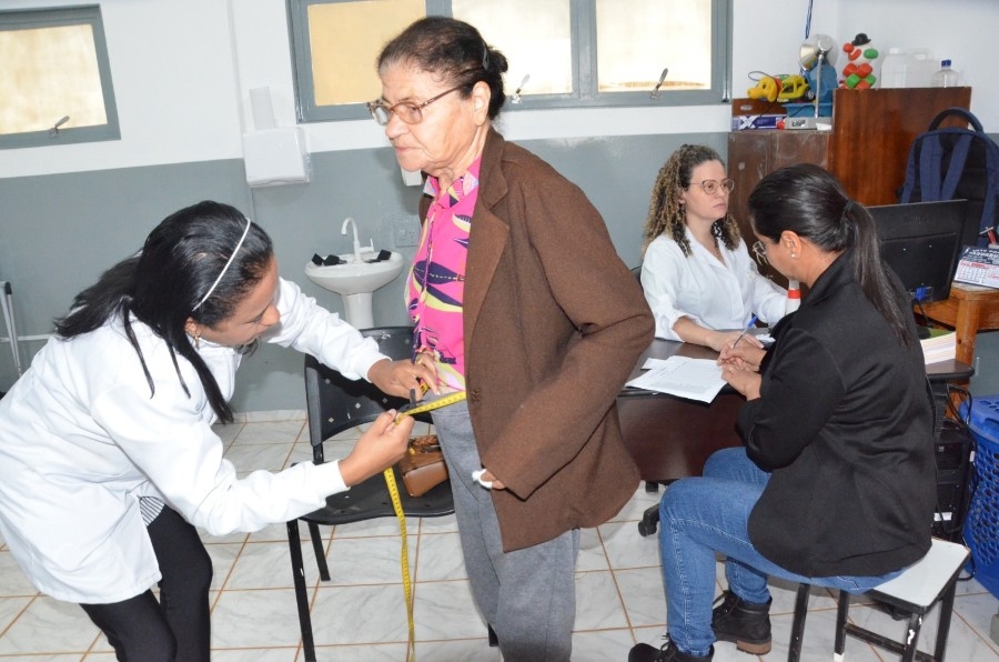 Taquarussu encerra Campanha Outubro Rosa com palestra e ações voltadas à saúde da mulher
