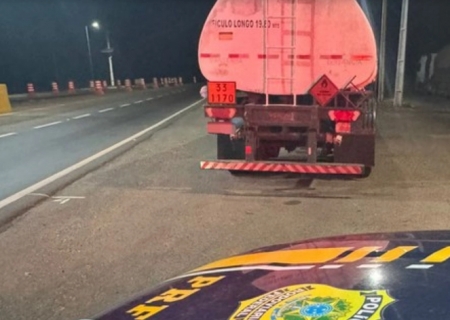 Pai e filho são detidos pela PRF com mais de 1,5 tonelada de maconha em Paranaíba