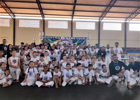 Alunos da Funac conquistam graduação em evento de capoeira em Deodápolis