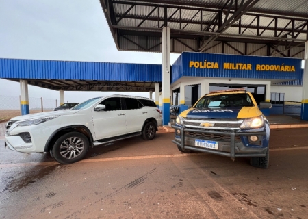 PMR recupera Hilux furtada durante blitz em Maracaju