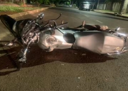Motoboy morre após colisão com caminhão de coleta de lixo em Dourados