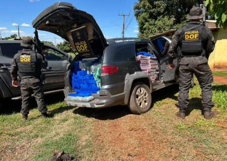 Carro roubado em Minas Gerais é apreendido com mais de uma tonelada de drogas em Dourados
