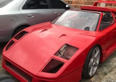 Ferrari vence ação contra fabricante de réplicas em SP, mas execução é suspensa por falta de bens