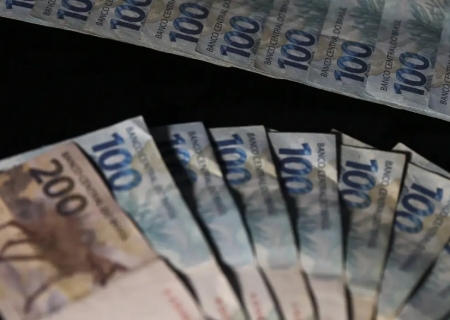 Arrecadação federal bate recorde em outubro e soma R$ 261,9 milhões