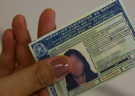 Tentativas de fraudes com documentos mais que dobram de 2022 a 2025