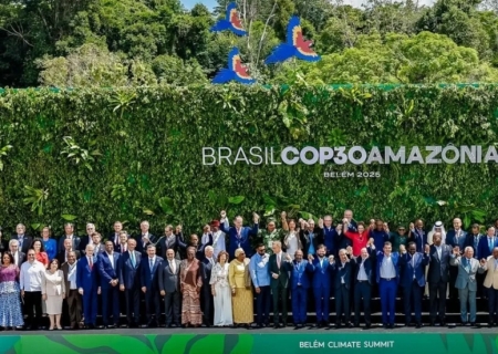 Metas de emissão abrem conflito entre países no início da COP30
