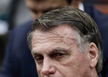 Bolsonaro é preso pela Polícia Federal em Brasília