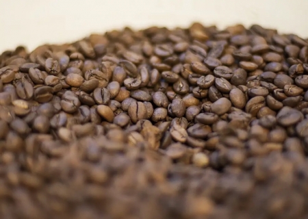 Trump diz que reduzirá tarifas para importação de café