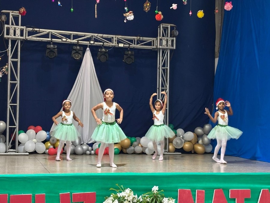 Dança, teatro e emoção marcam noite de apresentações do SCFV Crianças e Adolescentes