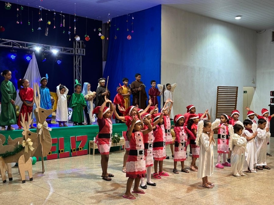 Dança, teatro e emoção marcam noite de apresentações do SCFV Crianças e Adolescentes