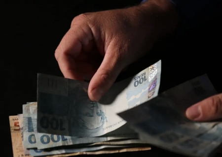 Mercado reduz previsão da inflação para 4,43% este ano