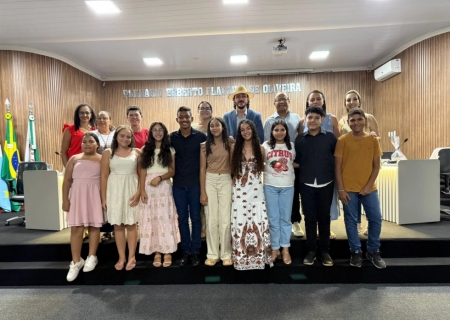 Secel e Poder Legislativo promovem sessão de encerramento da Câmara Mirim de Batayporã