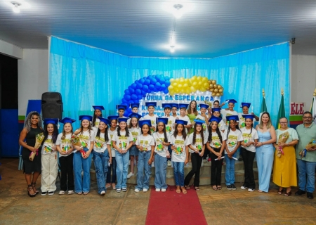 Em Batayporã, Escola Anízio proporciona cerimônia emocionante aos concluintes do 5º ano