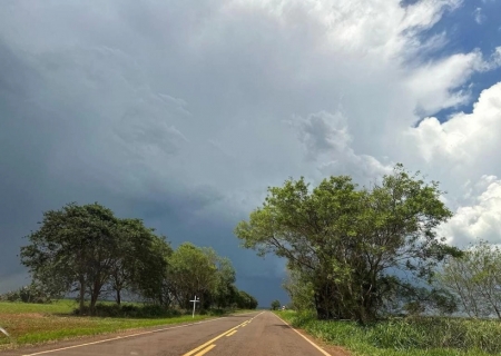 Calor intenso e risco de temporais marcam os primeiros dias do verão no Brasil