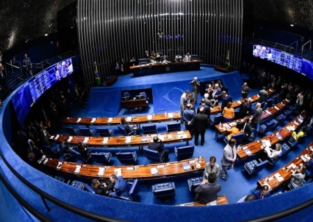 Senado quer nova lei do impeachment antes do recesso