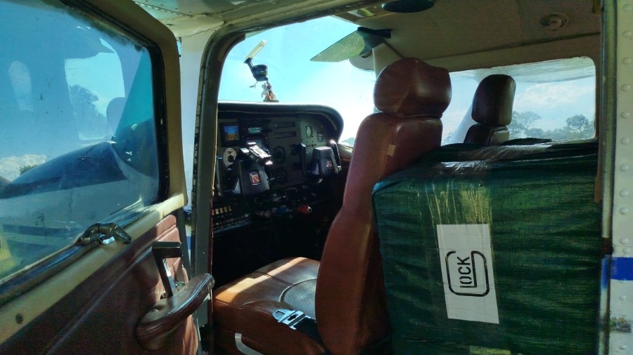 Avião com cocaína faz pouso forçado em fazenda de Porto Murtinho após fuga aérea