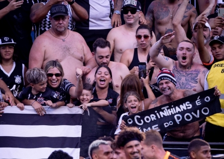 Corinthians estreia no Paulistão com vitória convincente sobre a Ponte Preta