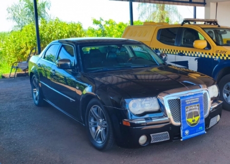 Polícia Rodoviária apreende veículo com restrição judicial em Batayporã