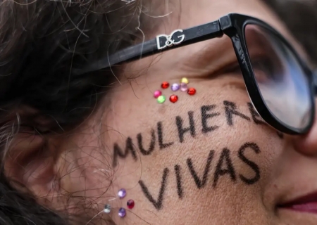 Governo, Congresso e Judiciário lançam pacto nacional contra o feminicídio no Brasil