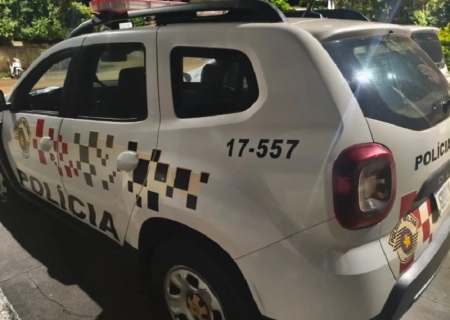 Homem é preso após agredir mulher com golpes de facão em Rosana