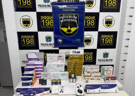 PMR apreende medicamentos e produtos estrangeiros ocultos em veículo na MS-164