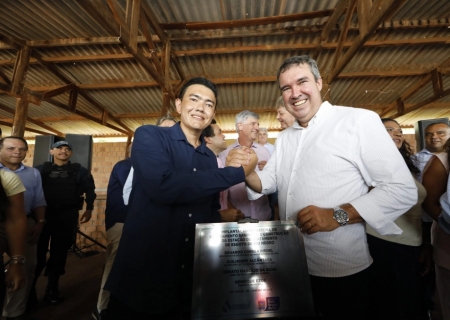 Governo de MS entrega pacote de obras e amplia saneamento em Rio Negro