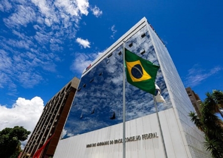 OAB envia ofício a Fachin pedindo fim do inquérito das fake news no STF