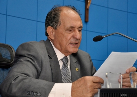 Zé Teixeira articula recursos para fortalecer atendimento da Apae de Angélica