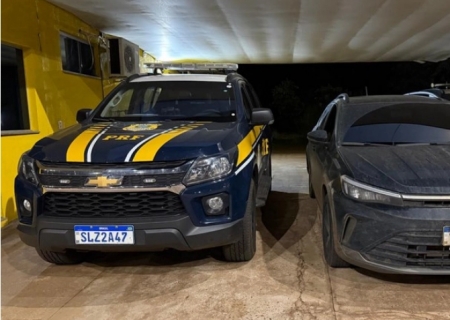 Carro furtado no Espírito Santo é recuperado pela PRF em Água Clara