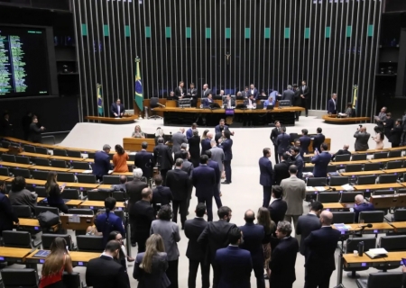 Oposição pressiona por sessão conjunta para CPMI do Master e dosimetria