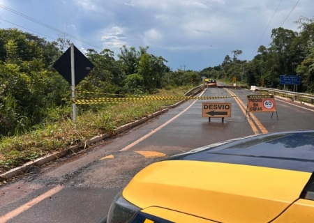 MS-080 segue interditada após ponte sobre o Rio do Peixe desabar